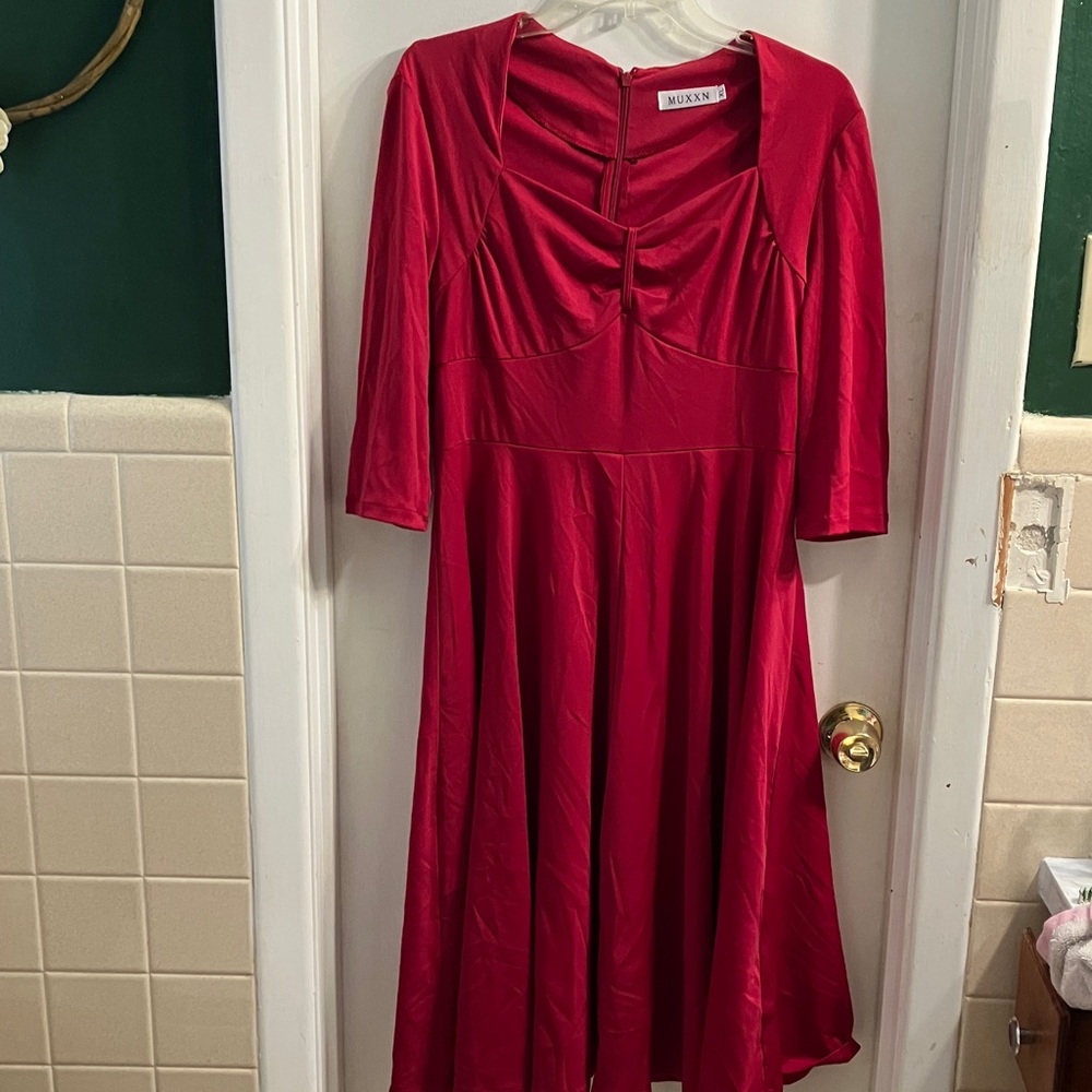 Chic Red Long Sleeve Dress